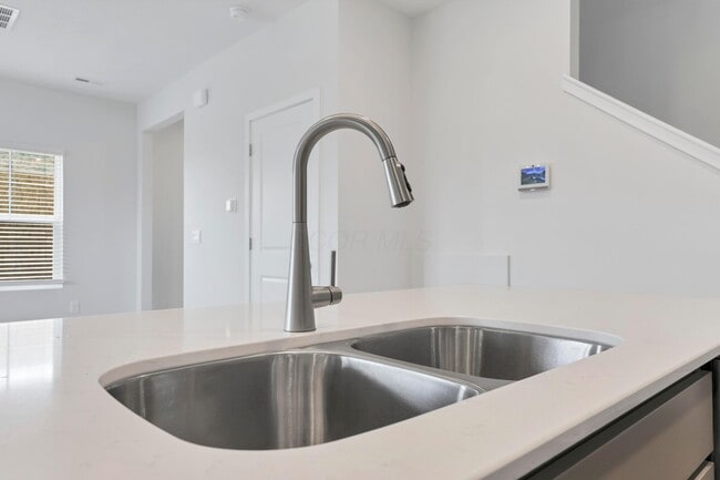 Building Photo - 6302 Marinelli Dr N
