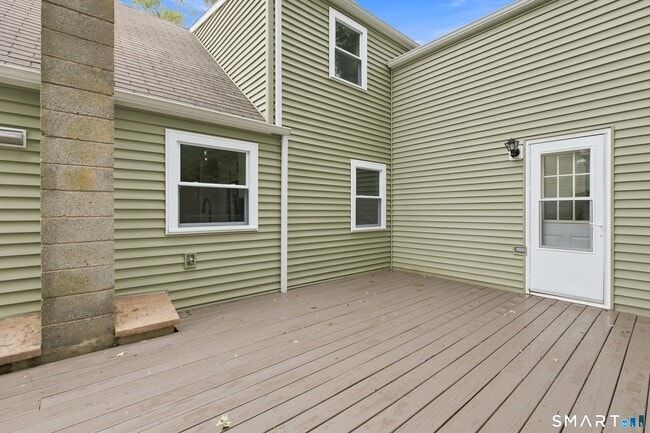 Building Photo - 1448 New Haven Ave