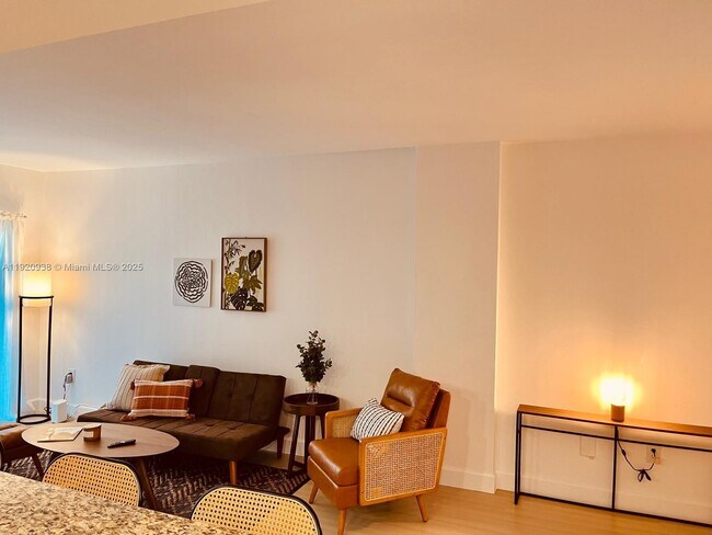 Building Photo - 120 Douglas Rd