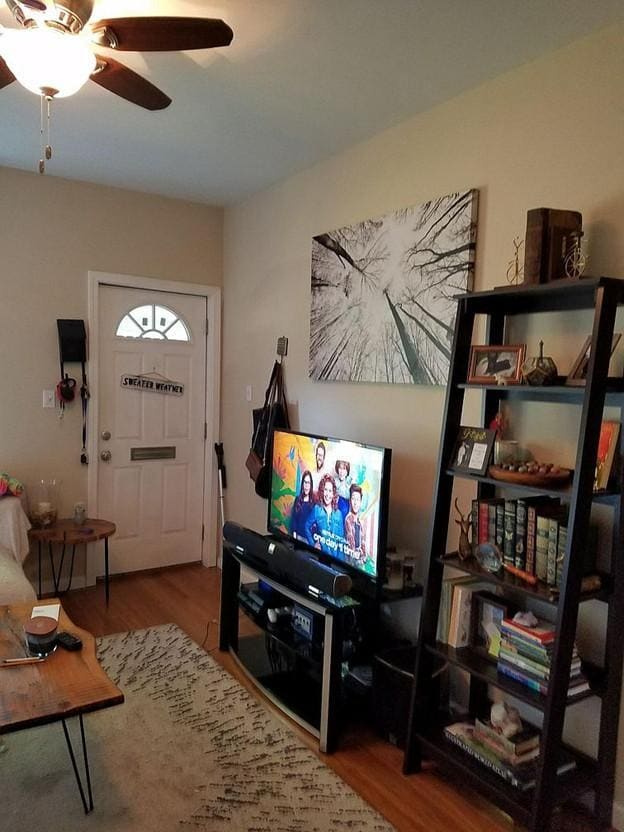 Building Photo - 4955 Arsenal St