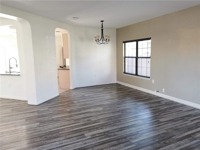 Building Photo - 12909 Perconte Dr