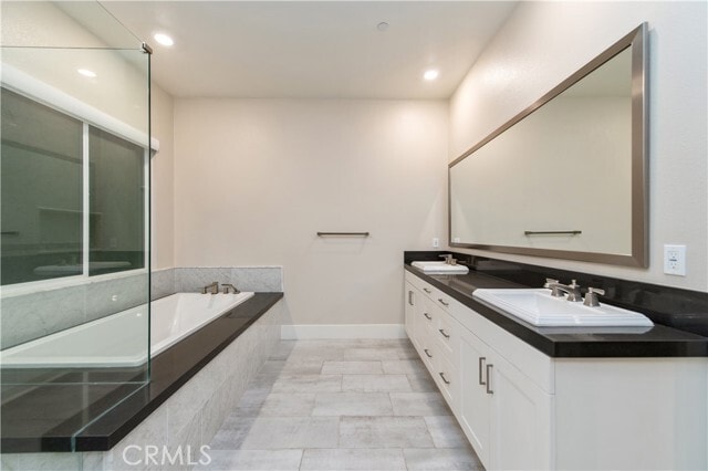 Building Photo - 55 Crater