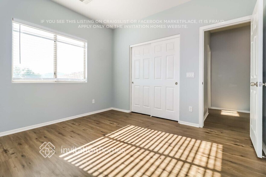 Building Photo - 10237 W Wier Ave