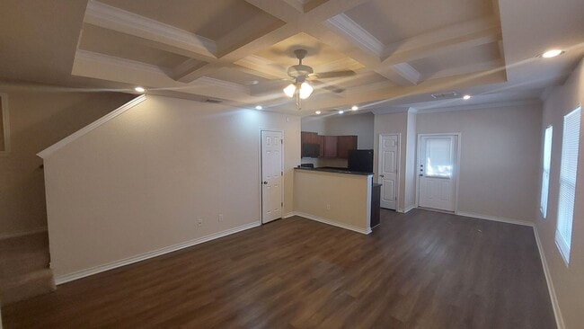 Building Photo - Wurzbach Heights Townhome for Rent ~ 3 Bedroom corner Unit with Private Yard and Garage