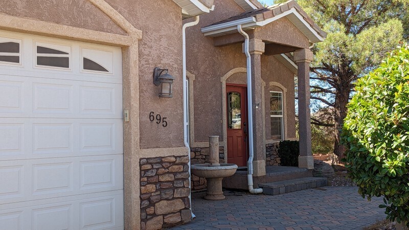 Building Photo - 695 Crystal Dr