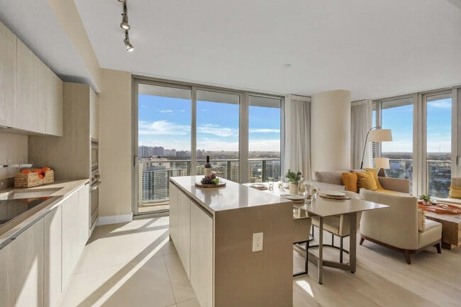 Building Photo - 4111 S Ocean Dr