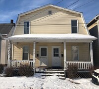 Building Photo - 334/336 N Cliff St