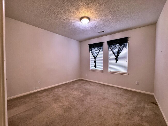 Building Photo - 13110 S Bellaire Estates Dr