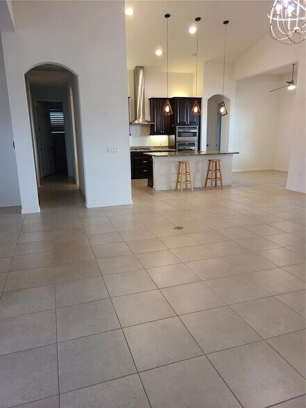 Building Photo - 629 Rosemary Cir