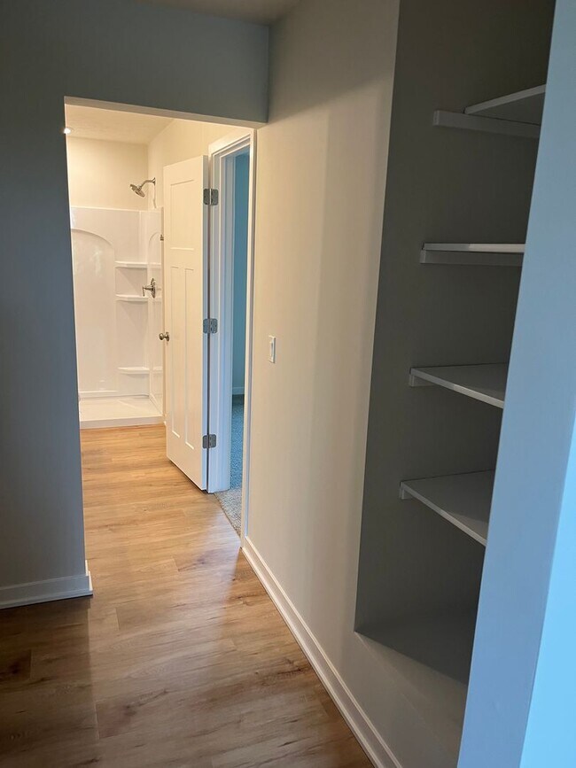 Building Photo - Spacious 5-Bedroom Duplex Near Asbury Elementary with Finished Basement & Full Amenities