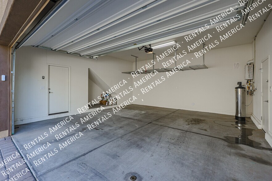 Building Photo - 2508 N 149th Ave