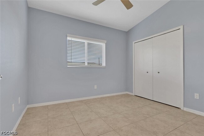 Building Photo - 5013 SW 16th Pl