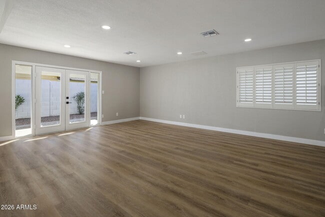 Building Photo - 7311 S McAllister Ave