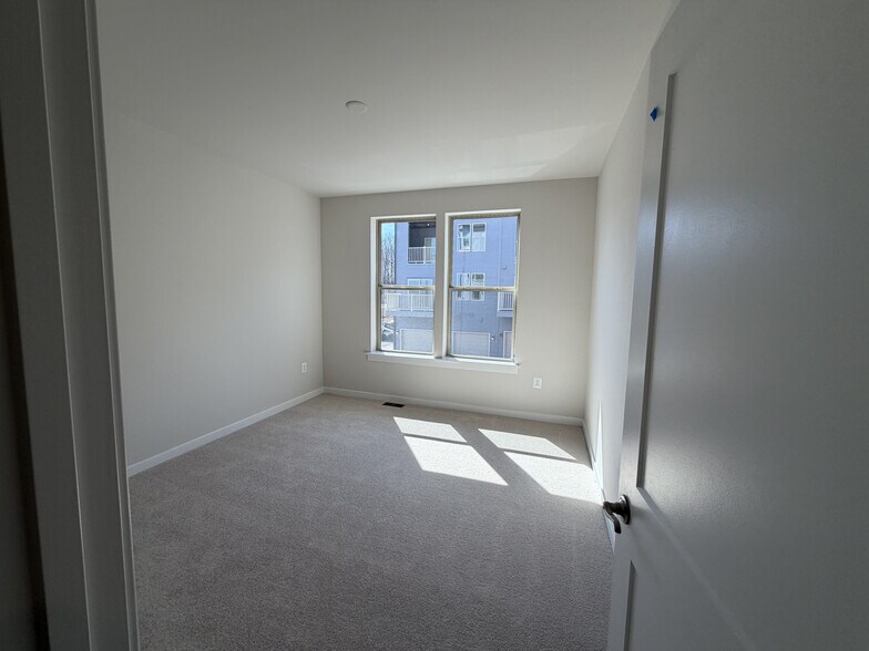 bedroom 1 - 8652 Lovelace St