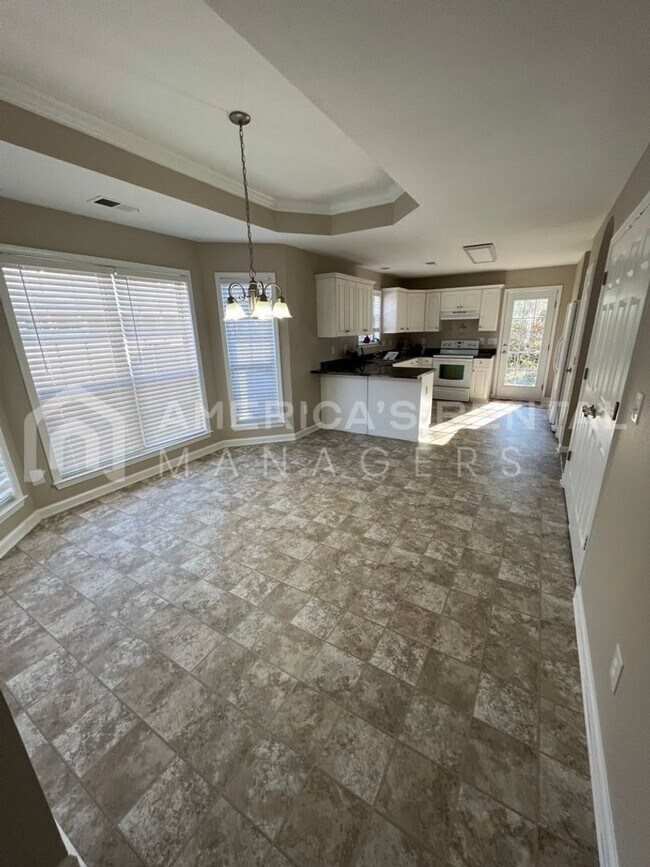 Building Photo - 141 Flagstone Ln