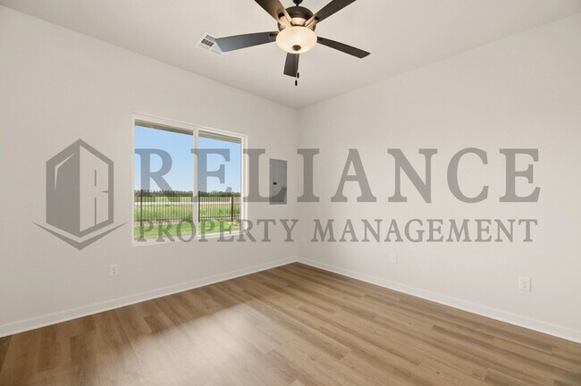 Building Photo - 157 N Gowen St