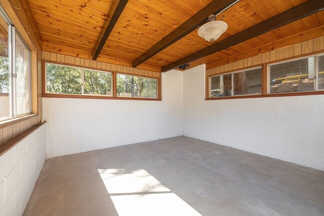 Building Photo - Recently Upgraded Detached Home with Large...