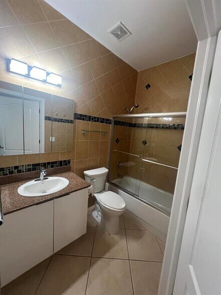 Building Photo - 8657 Blaze Ct