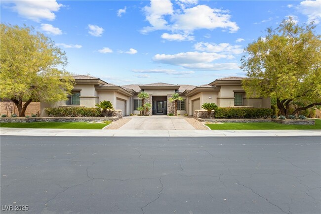 Building Photo - 34 Isleworth Dr