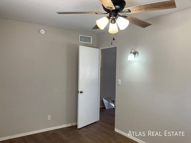 Building Photo - 6848 E Mary Dr