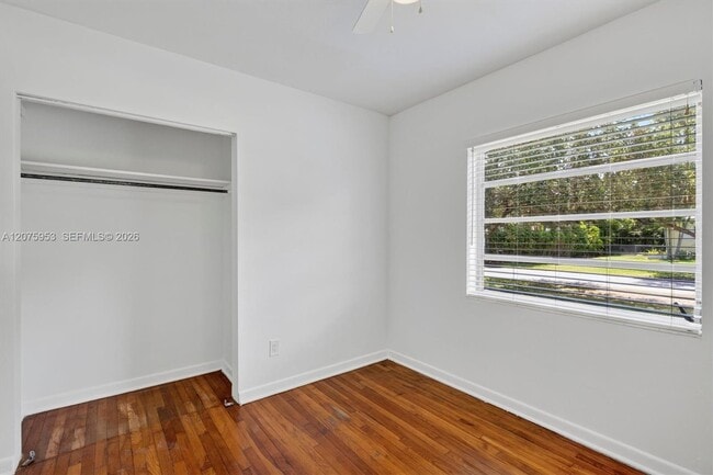 Building Photo - 6629 SW 65th St