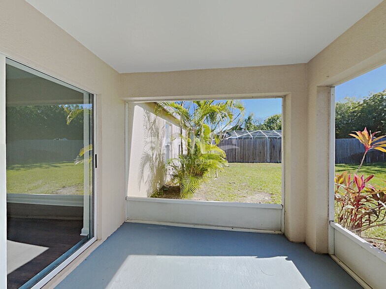 Building Photo - 11603 Misty Isle Ln