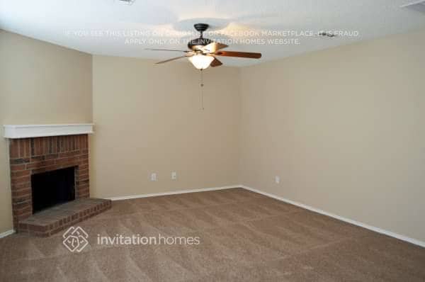 Building Photo - 2928 Marco Dr