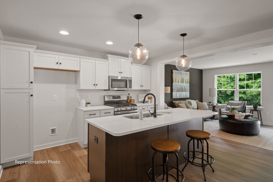 Building Photo - 141 Beech Tree Ct