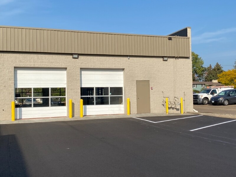 Building Photo - 2120 Rice St