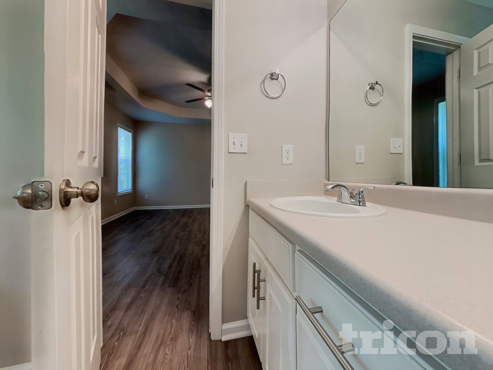Building Photo - 6050 Fieldwood Ln