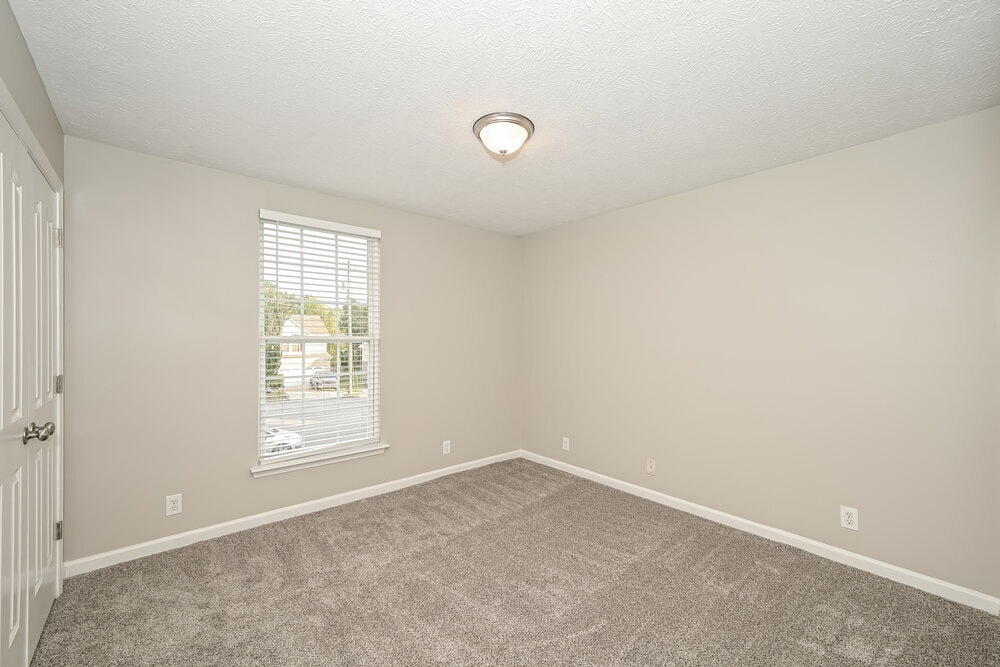 Building Photo - 8864 Cressent Glen Ct