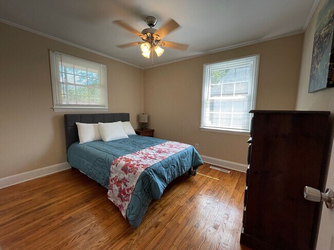 Building Photo - 406 Buie Ct