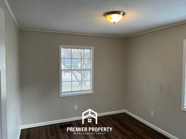 Building Photo - 239 Wilbanks Rd