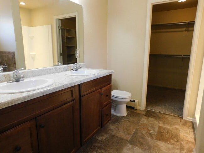 Building Photo - Nice Home in Chatfield II Subdivision
