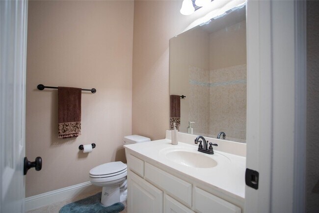 Building Photo - 6425 Academy Ln