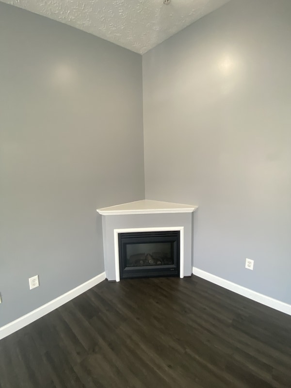 Building Photo - 8025 Brookstone Ct