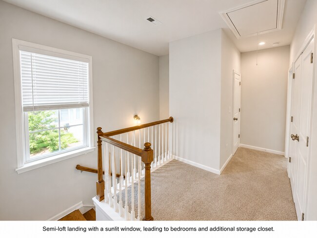 Building Photo - Like-New 3BR/3.5BA End-Unit Townhome in Buford – Near Suwanee Town Center and Mall of Georgia
