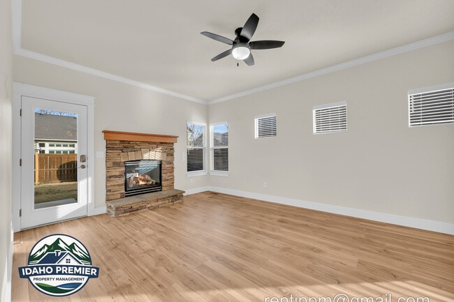 Building Photo - 11232 W Springgold Dr