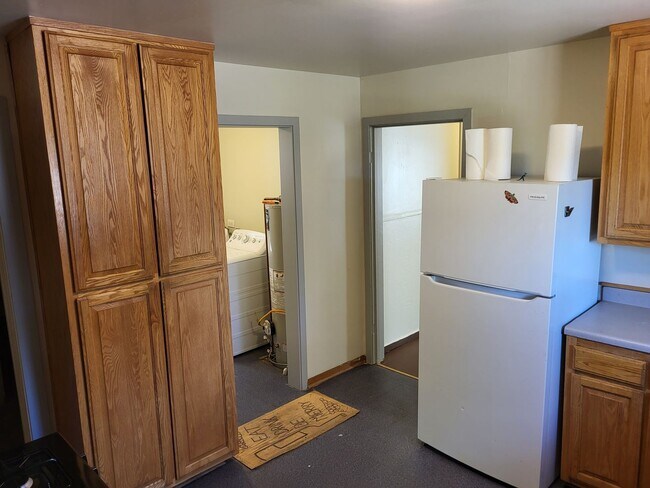 Building Photo - 210 N Elden St