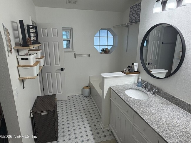 Building Photo - 11058 Miata Ct