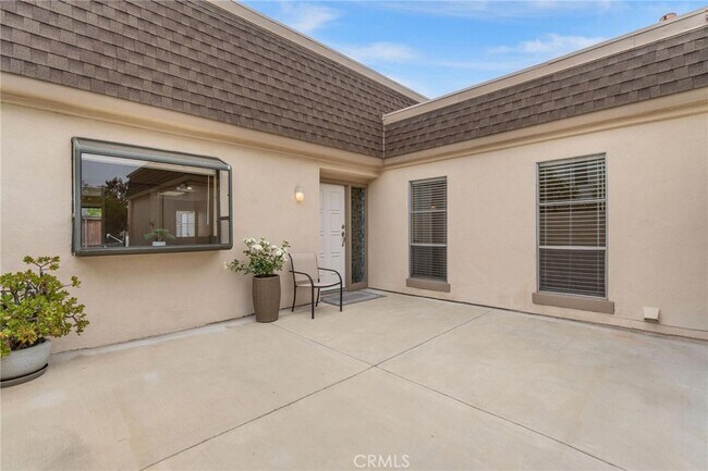 Building Photo - 13 Rockrose Way