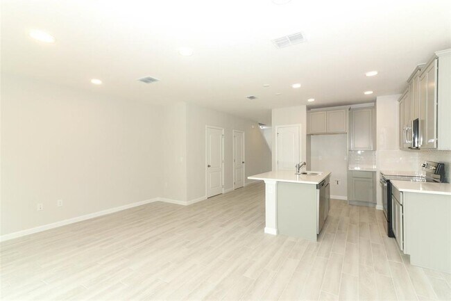 Building Photo - 3031 Pilot House Pl