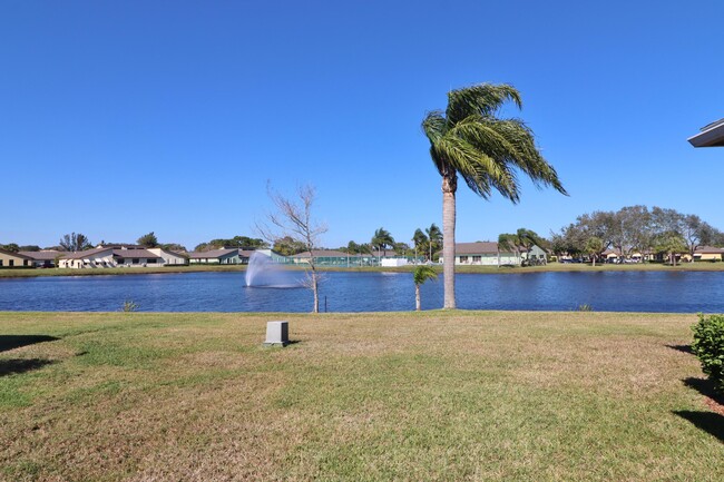 Building Photo - 1812 Sandhill Crane Dr