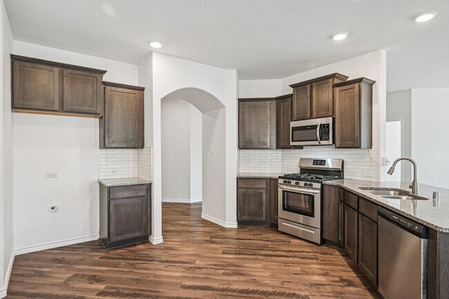 Building Photo - 609 Bassett Hall Rd