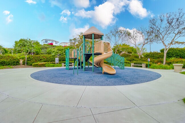 Building Photo - 3637 Alander Ct