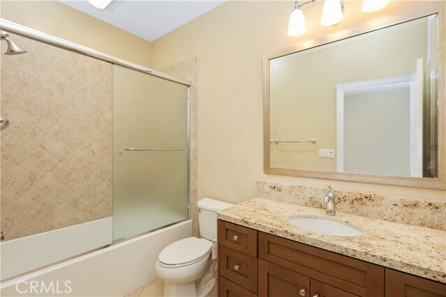 Building Photo - 220 Kempton