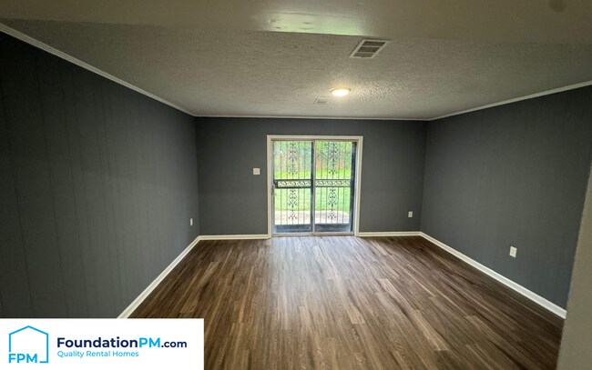 Building Photo - 5071 Breckenwood Dr