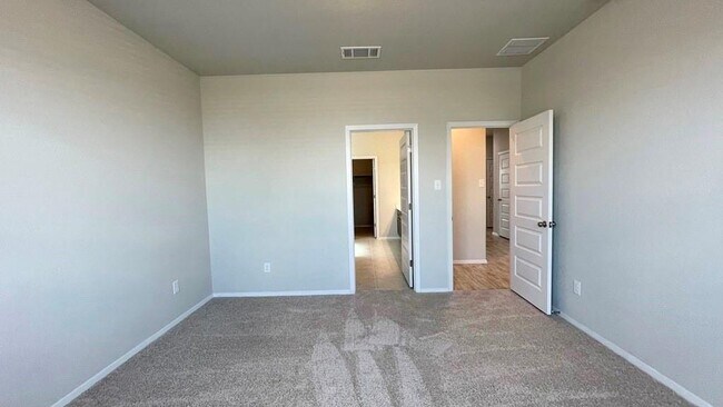 Building Photo - 1409 Goforth Rd