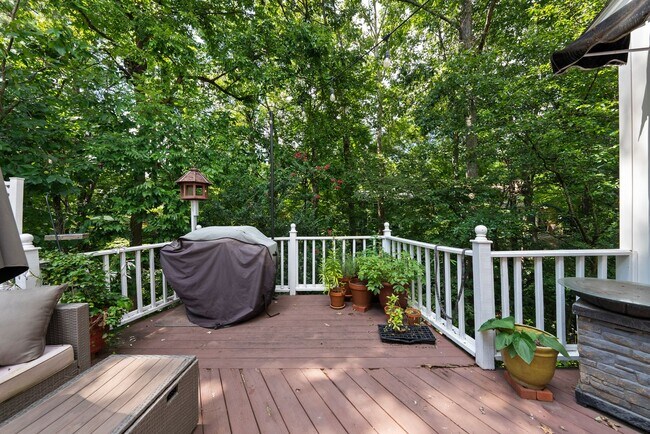 Building Photo - 4006 Kettering Dr