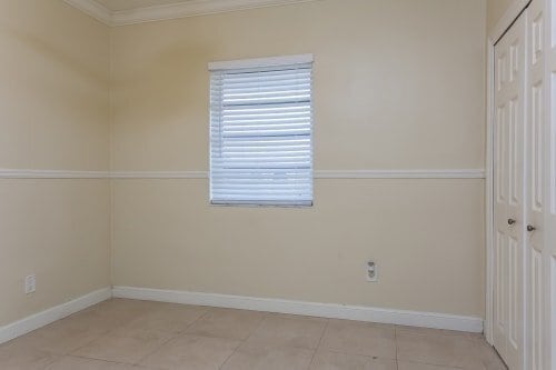 Building Photo - 10900 SW 42nd St